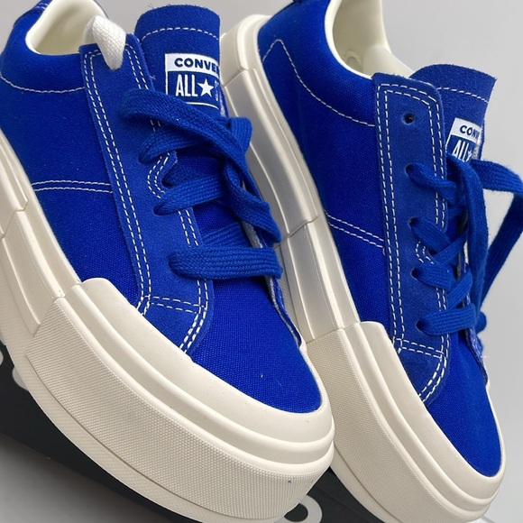 Converse Men’s CTAS CRUISE OX
BLUE/WHITE/EGRET A10441C Platforms Sneakers - Picture 7 of 16